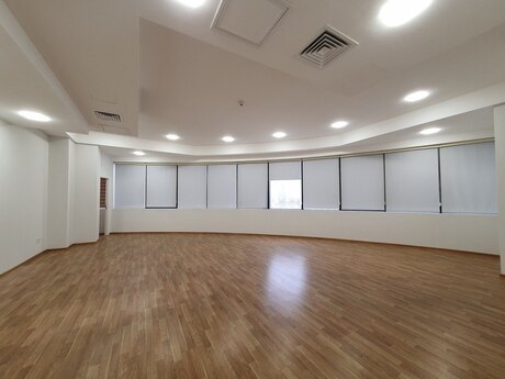 5-комн. офис - Насиминский р. - 241 м²