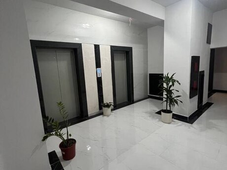 4 otaqlı yeni tikili - Nəsimi r. - 194 m²