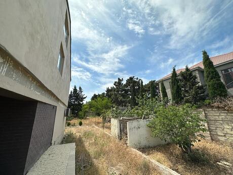 5 otaqlı həyət evi/bağ evi - Nardaran q. - 400 m²