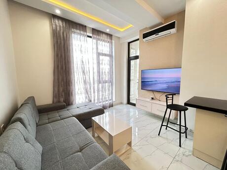 1 otaqlı yeni tikili - Böyükşor q. - 65 m²