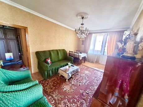 2 otaqlı köhnə tikili - Qara Qarayev m. - 50 m²