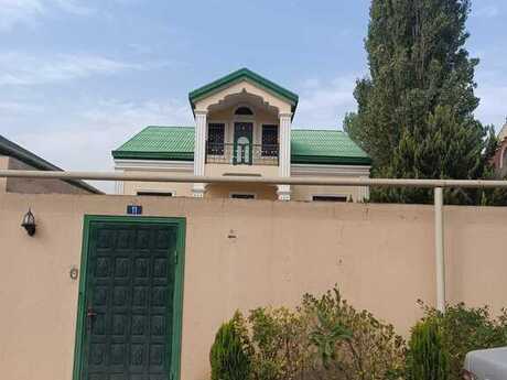 6 otaqlı həyət evi/bağ evi - Bakıxanov q. - 448 m²