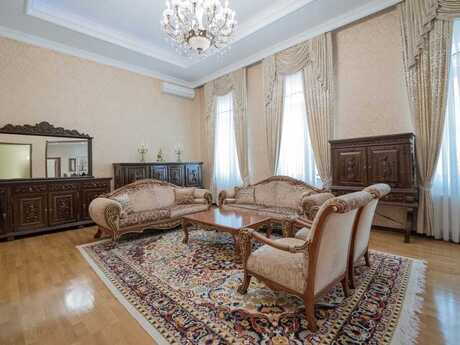 Объявление №3815390 - Баку, м. Ичеришехер, 11-комн., 398 м²