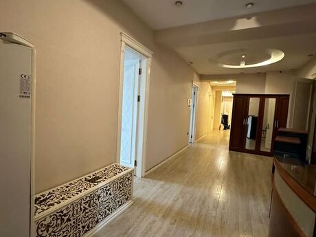 Объявление №3834783 - Баку, м. Низами, 5-комн., 275 м²