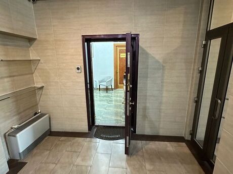 4 otaqlı yeni tikili - Nizami m. - 240 m²