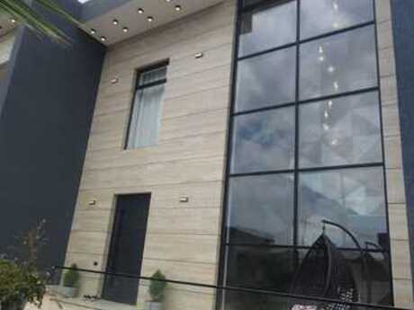 7 otaqlı həyət evi/bağ evi - Mərdəkan q. - 500 m²