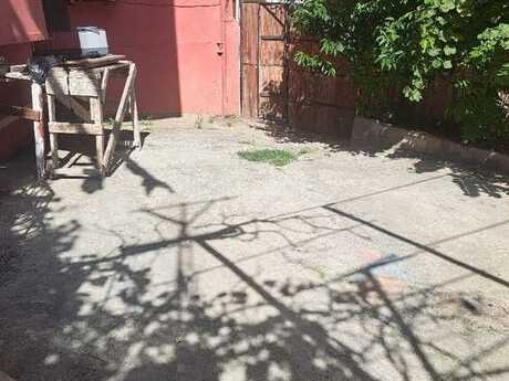 Qaraj - Elmlər Akademiyası m. - 15 m²