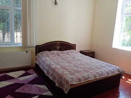 7 otaqlı həyət evi/bağ evi - Xaçmaz - 232 m²