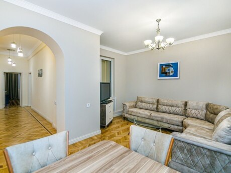Аренда: 3-комнатная квартира, 115 м², Sahil: 60 ₼/мес 5