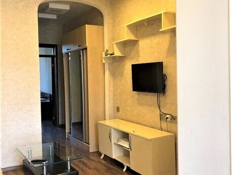 2 otaqlı köhnə tikili - Sahil m. - 60 m²