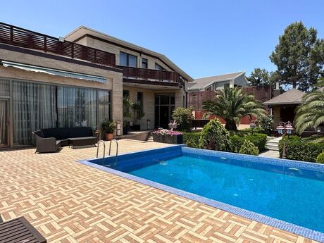 6 otaqlı həyət evi/bağ evi - Mərdəkan q. - 560 m²