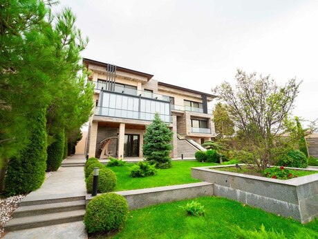 Объявление №3934701 - Баку, пос. Бильгях, 7-комн., 565 м²