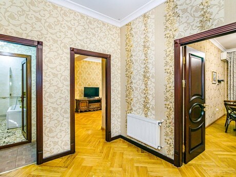 Kirayə 3 otaqlı mənzil, 185 m², Sahil: 100 ₼/ay 5