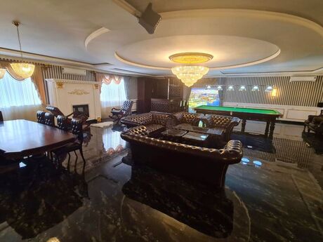 5 otaqlı həyət evi/bağ evi - Türkan q. - 300 m²