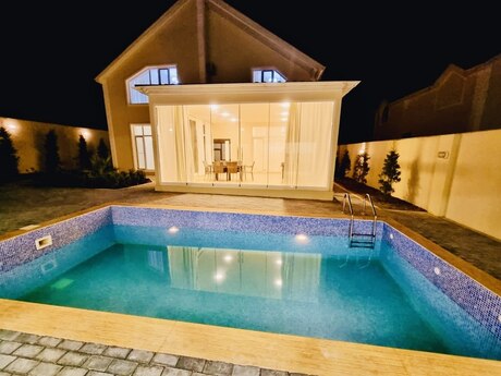5 otaqlı həyət evi/bağ evi - Şüvəlan q. - 320 m²