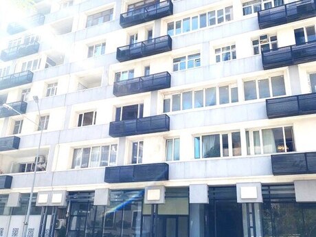 3 otaqlı köhnə tikili - 28 May m. - 90 m²