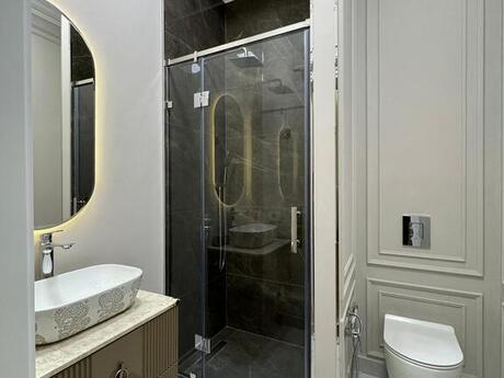 4 otaqlı həyət evi/bağ evi - Şüvəlan q. - 230 m²