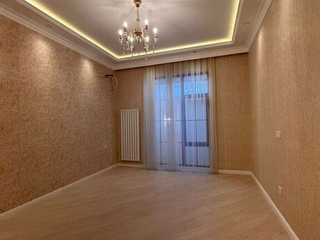 House with Garden, Villa For Sale