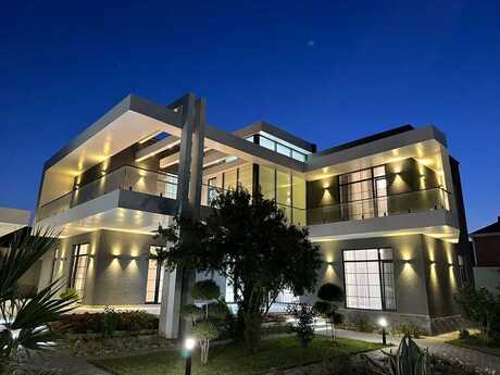 7 otaqlı həyət evi/bağ evi - Mərdəkan q. - 500 m²