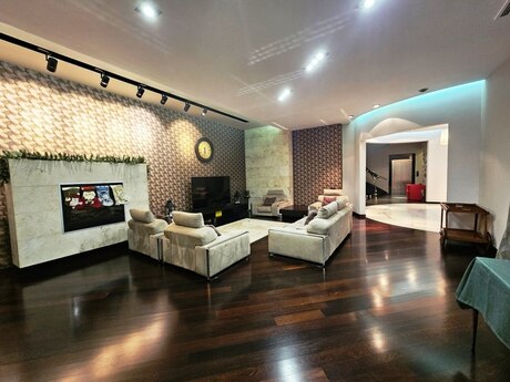 10 otaqlı həyət evi, 1 500 m², Azadlıq Prospekti: 3 400 000 ₼ 5