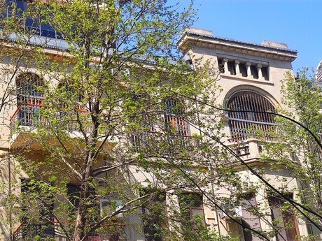 3 otaqlı köhnə tikili - 28 May m. - 125 m²