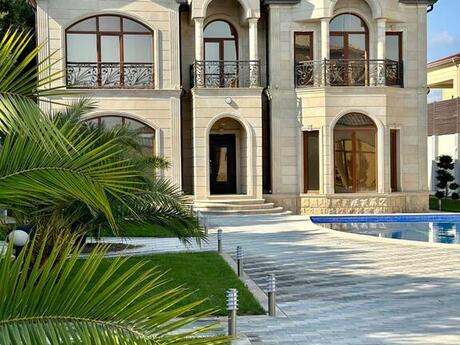 6 otaqlı həyət evi/bağ evi - Şüvəlan q. - 350 m²