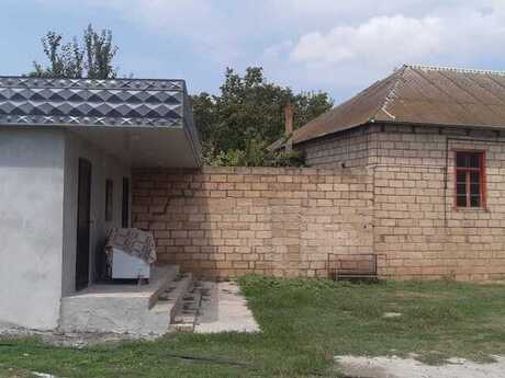 3 otaqlı həyət evi/bağ evi - Ağcabədi - 94.5 m²