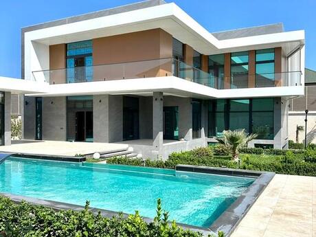 6 otaqlı həyət evi/bağ evi - Şüvəlan q. - 380 m²