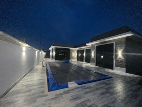 5 otaqlı həyət evi/bağ evi - Mərdəkan q. - 250 m²