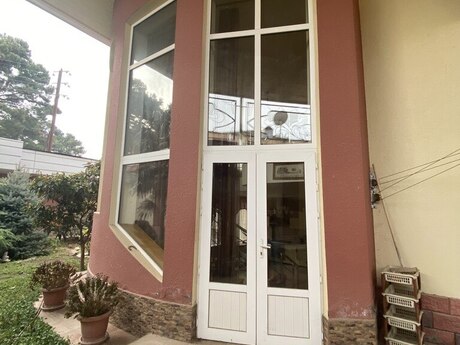 5 otaqlı həyət evi/bağ evi - Gəncə - 270 m²