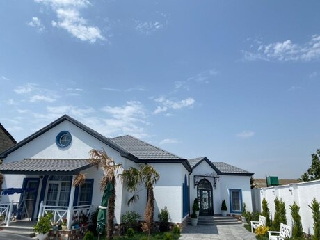 4 otaqlı həyət evi/bağ evi - Mərdəkan q. - 220 m²