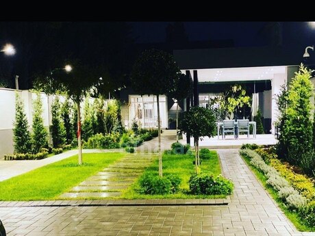 4 otaqlı həyət evi/bağ evi - Mərdəkan q. - 220 m²