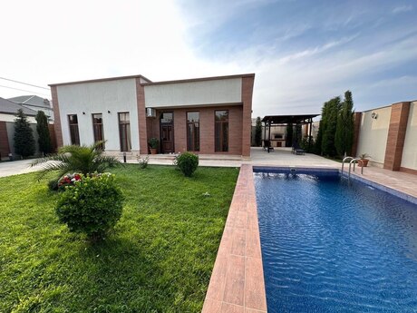 4 otaqlı həyət evi/bağ evi - Mərdəkan q. - 240 m²