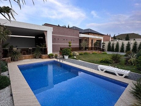 4 otaqlı həyət evi/bağ evi - Mərdəkan q. - 250 m²