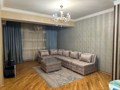 Kirayə 2 otaqlı mənzil, 70 m², Xətai: 1 000 ₼/ay 3