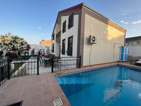 5 otaqlı həyət evi/bağ evi - Mərdəkan q. - 290 m²