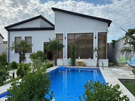 5 otaqlı həyət evi/bağ evi - Şüvəlan q. - 300 m²