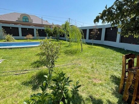 5 otaqlı həyət evi/bağ evi - Pirşağı q. - 300 m²