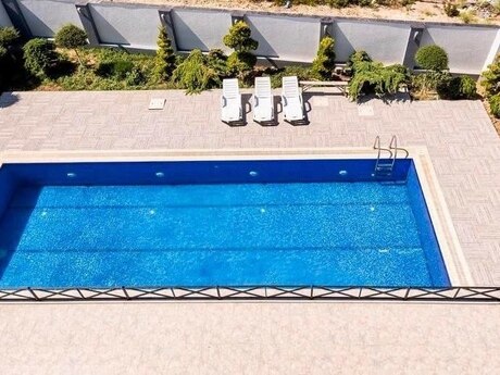 6 otaqlı həyət evi/bağ evi - Sea Breeze q. - 550 m²