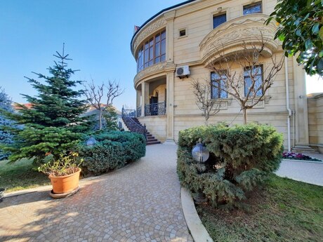 6 otaqlı həyət evi/bağ evi - Neftçilər m. - 350 m²