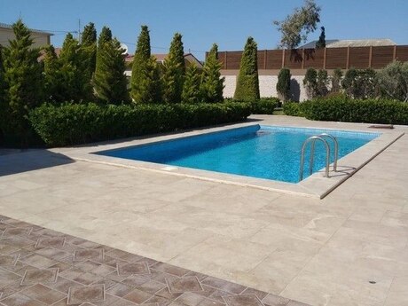 5 otaqlı həyət evi/bağ evi - Şüvəlan q. - 300 m²