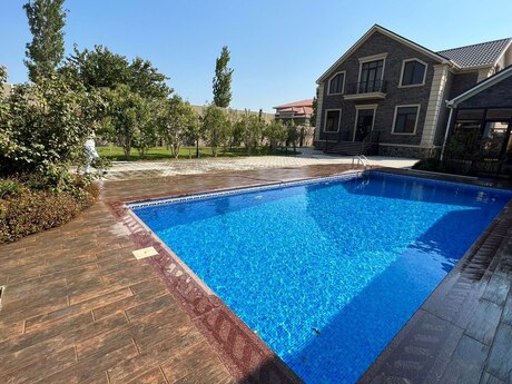 5 otaqlı həyət evi/bağ evi - Nardaran q. - 380 m²