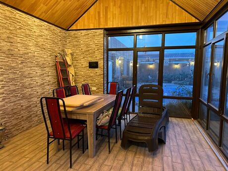 6 otaqlı həyət evi/bağ evi - Bilgəh q. - 400 m²