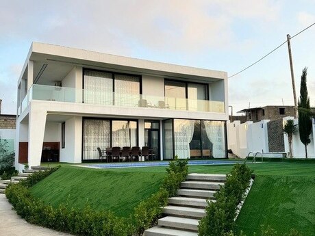 Elan №4112526 - Bakı, Novxanı q., 4 otaqlı, 220 m²