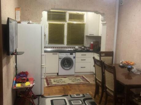 2-комн. вторичка - м. Азадлыг проспекти - 52 м²