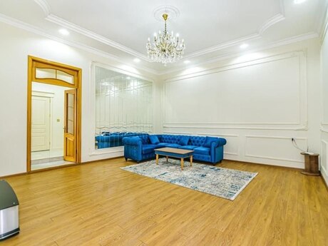 5 otaqlı köhnə tikili - Sahil m. - 180 m²