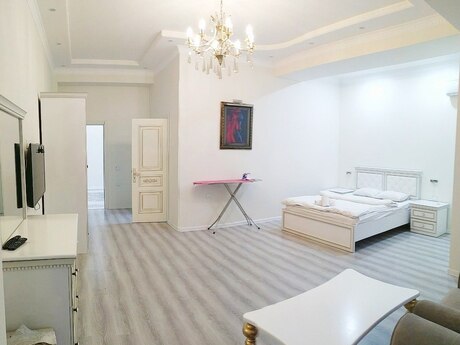 4 otaqlı mənzil, 162 m², Şah İsmayıl Xətai: 400 000 ₼ 5
