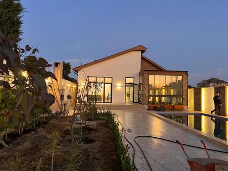 House with Garden, Villa For Rent