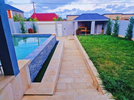 4 otaqlı həyət evi/bağ evi - Mərdəkan q. - 160 m²