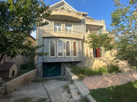 10 otaqlı həyət evi/bağ evi - Biləcəri q. - 1348 m²